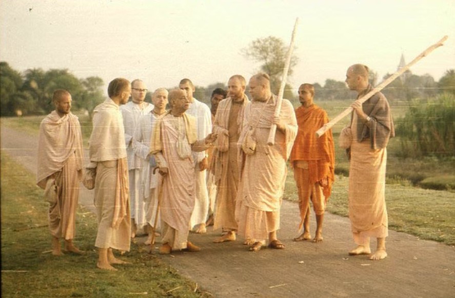 Srila Prabhupada on morning walk